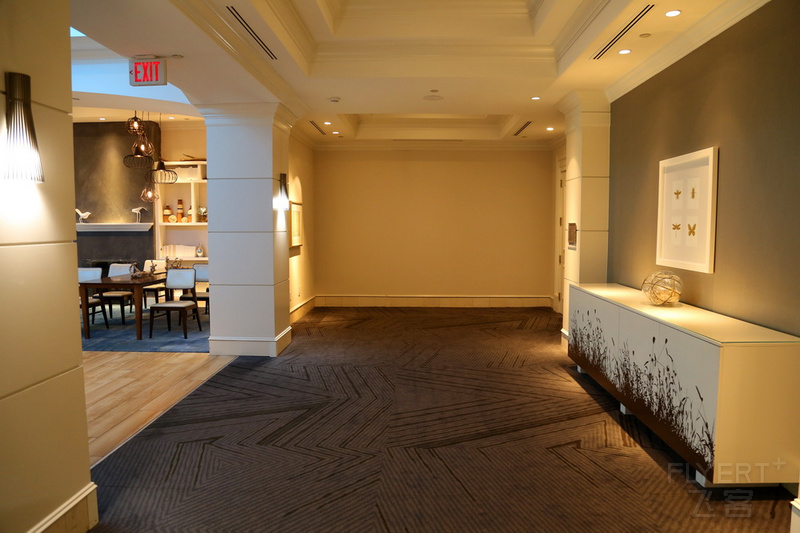 New Jersey--Renaissance Meadowland Hotel Lobby (2).JPG