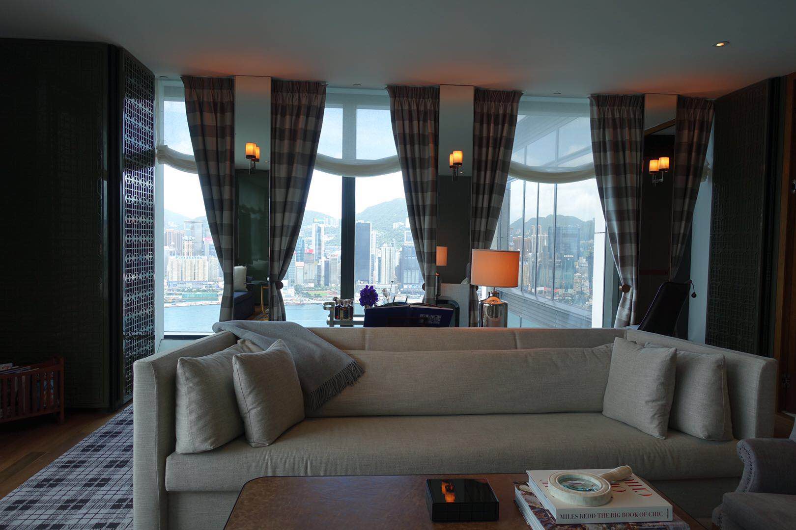 ۹-|Rosewood Hong Kong-Harbour Corner Suite