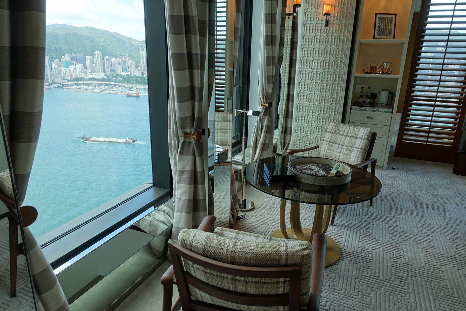 ۹-|Rosewood Hong Kong-Harbour Corner Suite