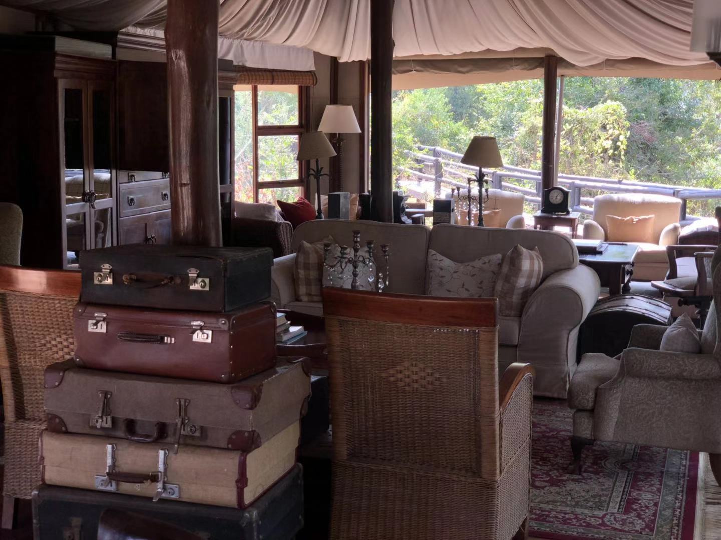 [׷] [Hamiltons Tented Camp]ݻȻڿ³ҹ԰عߣ...