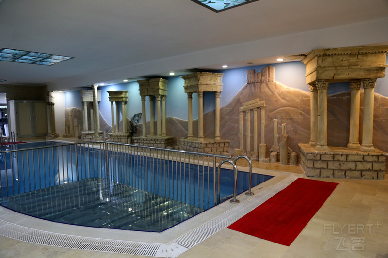 Antalya--Crowne Plaza Hotel Fitness Center (4).JPG