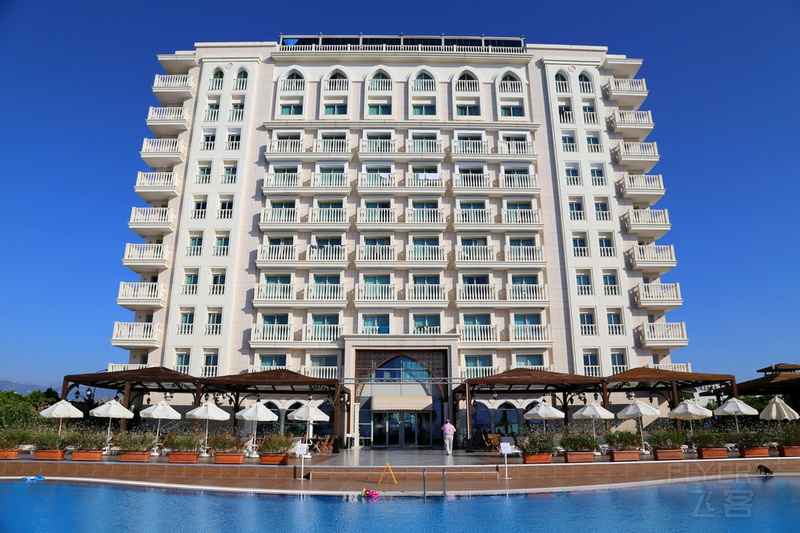 Antalya--Crowne Plaza Hotel Fitness Center (13).JPG