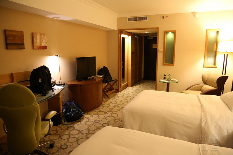 Izmir--Hilton Izmir Hotel Room (1).JPG