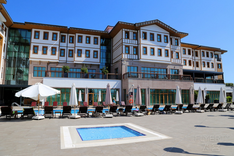 Safranbolu--Hilton Garden Inn Safranbolu Pool (7).JPG