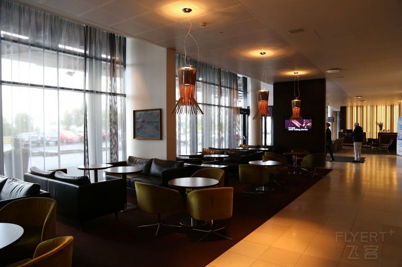 Hotel--Hilton Reykjavik Nordica Lobby (2).JPG