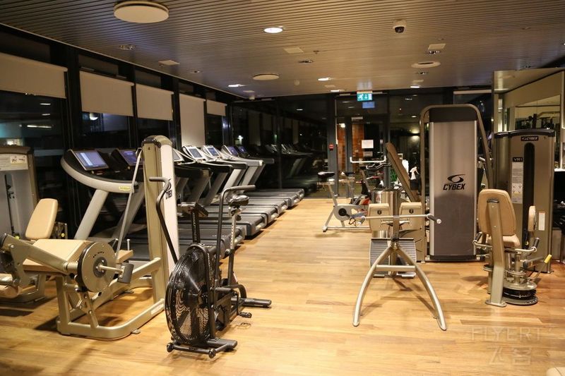 Hotel--Hilton Reykjavik Nordica Gym (3).JPG