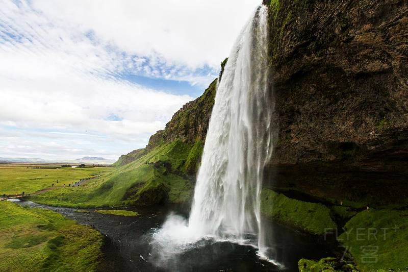 Seljalandsfoss (1).jpg