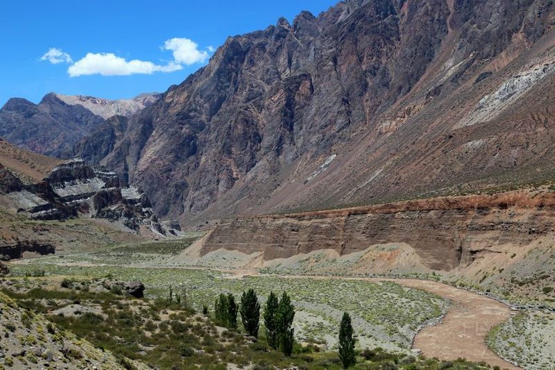 The Road View from Santiago to Mendoza (59).JPG