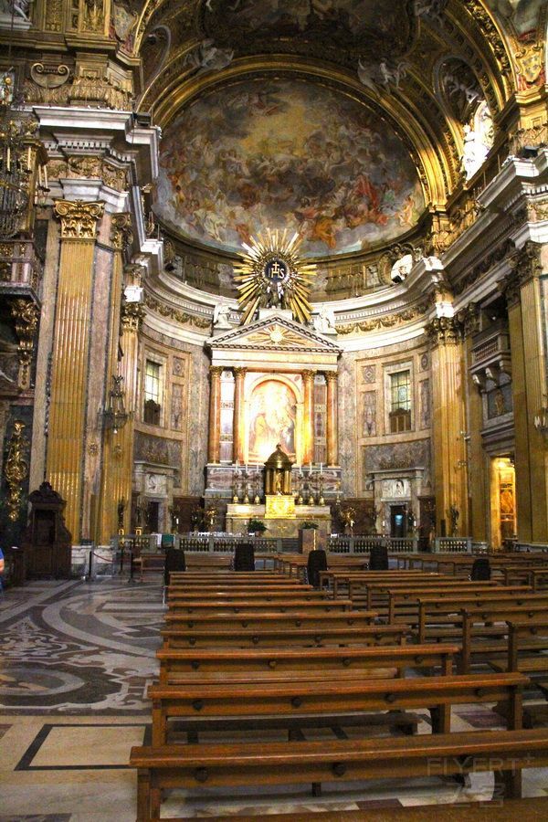 Rome--Chiesa del Santissimo Nome di Gesù all'Argentina (15).jpg