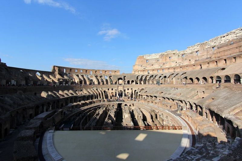 Rome--Colosseum (22).JPG