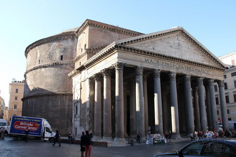 Rome--Pantheon.jpg