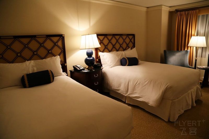 The Ritz Carlton Pentagon City Guestroom (1).JPG