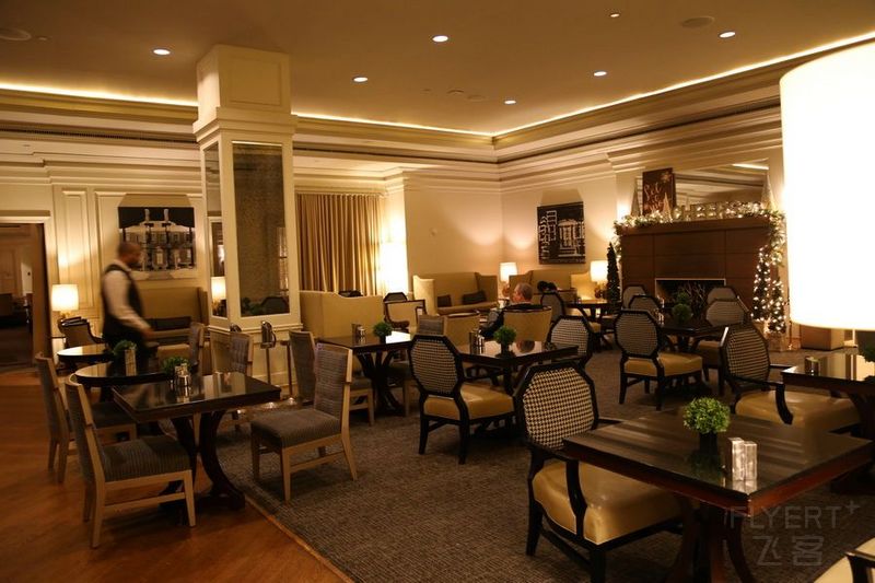 The Ritz Carlton Pentagon City Restaurant (2).JPG