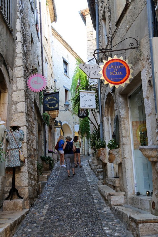 St Paul de Vence (34).JPG