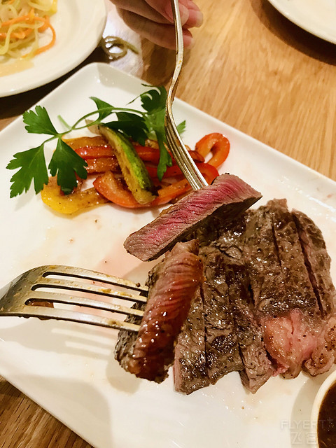 2019-08-30 193413.jpg