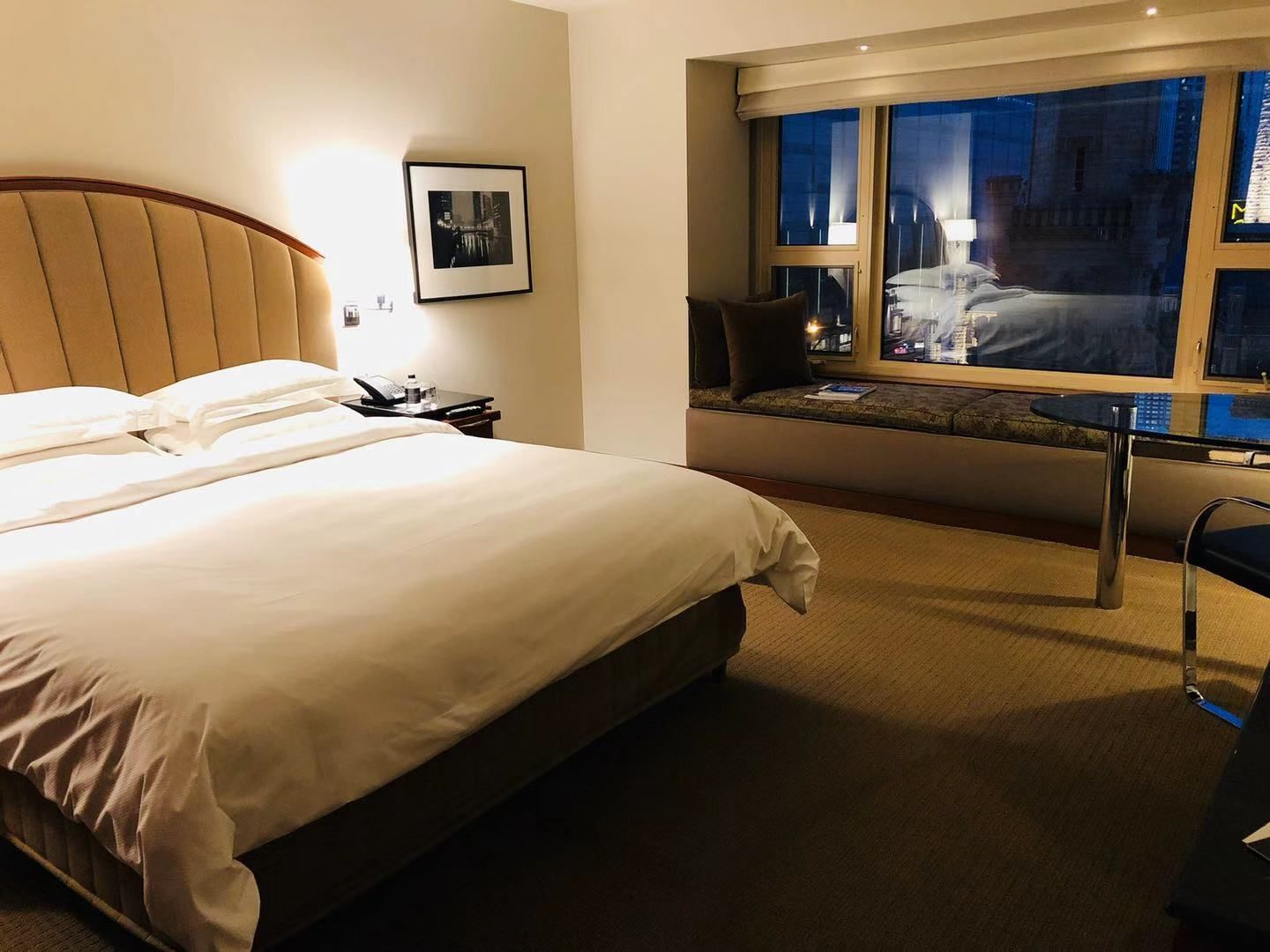 Luxury hotels in Chicago:֥ӸThe Langham+Park Hyatt Chicago+Peninsula