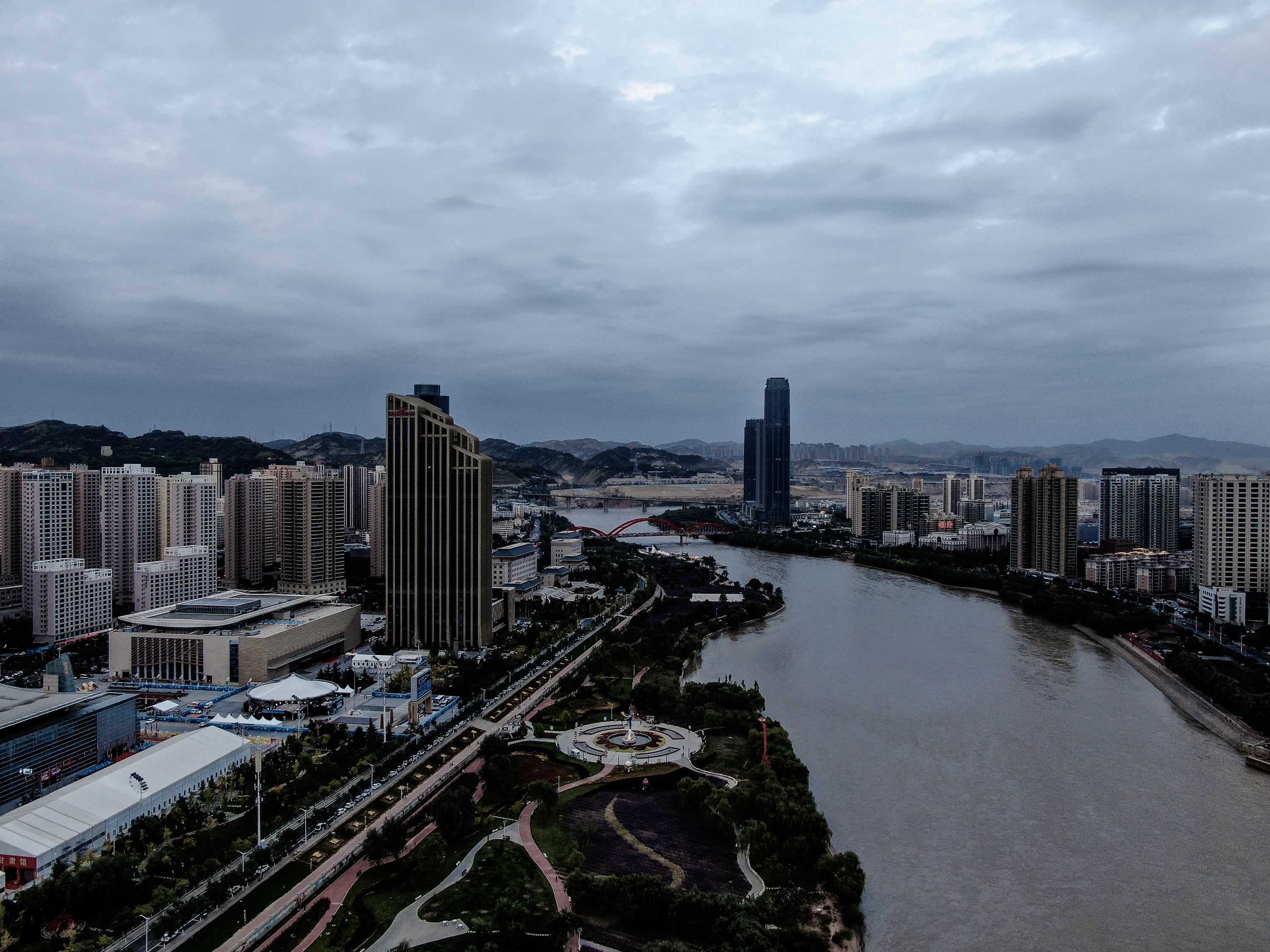 Ƶ̽ݻʹڼվƵ꣨Crowne Plaza Lanzhou