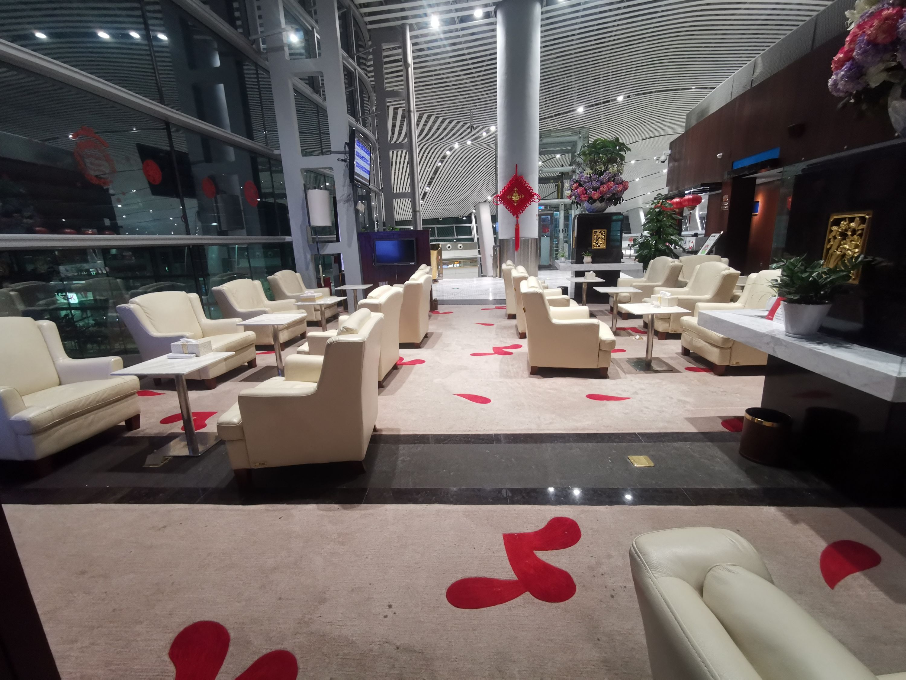 小机场的在线热情服务揭阳潮汕国际机场南航贵宾休息室体验报告