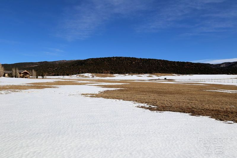 Colorado--Road View in Winter Season (9).JPG