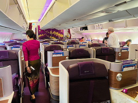 皇家丝舱初体验:泰国航空TG409曼谷素万那普(BKK)-新加坡樟宜(SIN)A350商务舱体验