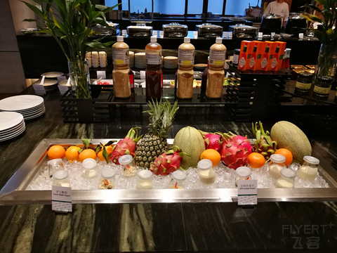 中海庐山西海希尔顿格芮酒店餐饮体验
