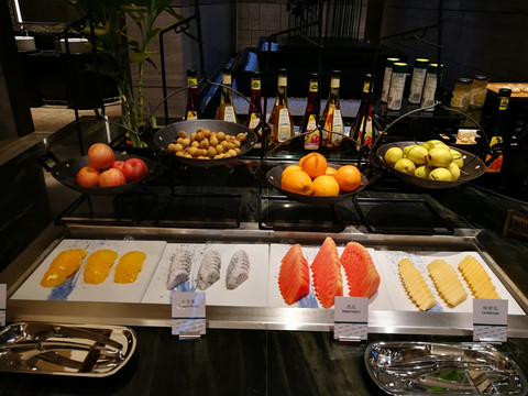 中海庐山西海希尔顿格芮酒店餐饮体验