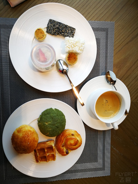 中海庐山西海希尔顿格芮酒店餐饮体验