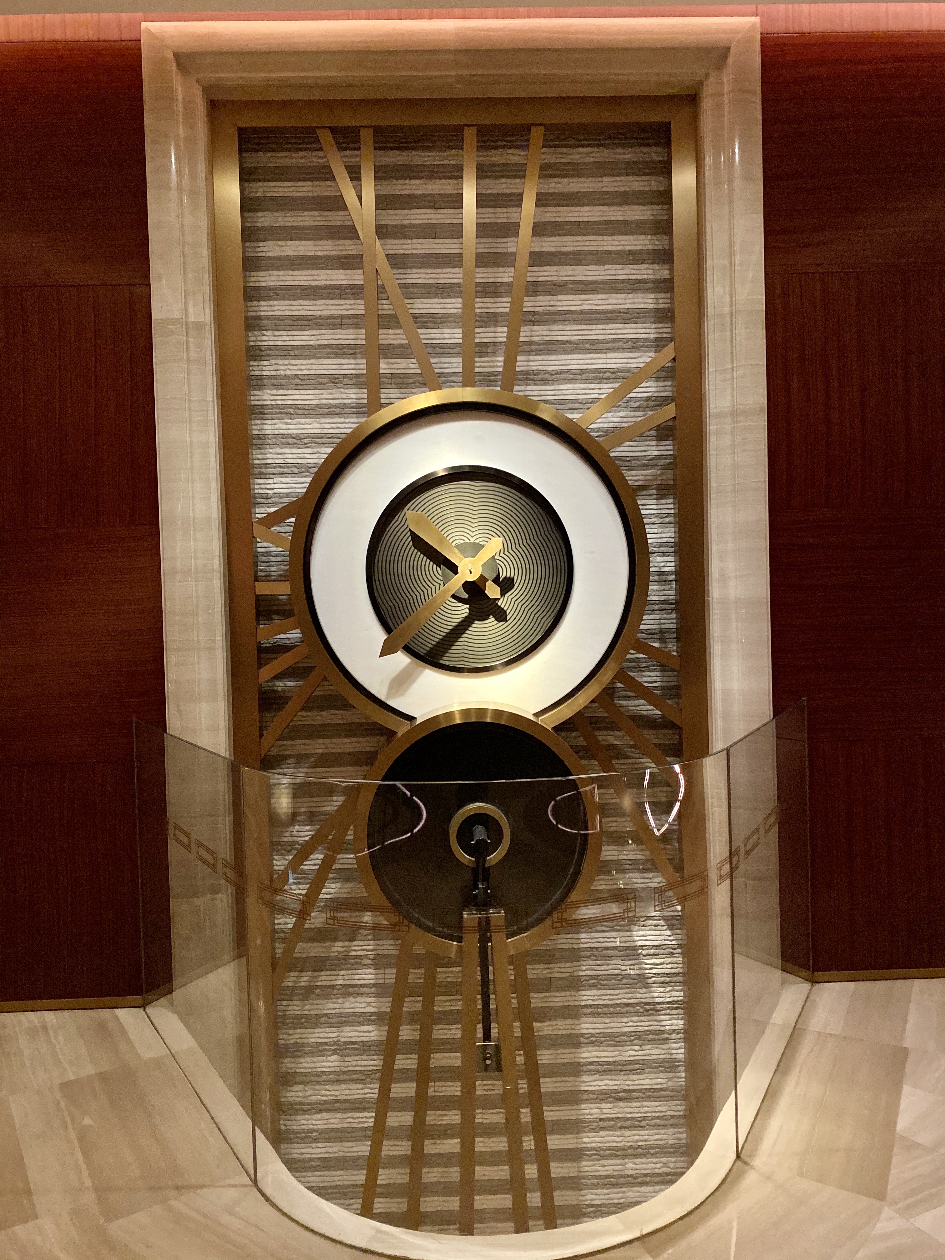ɶ󴲺˫  ҵһtrip׸HILTON