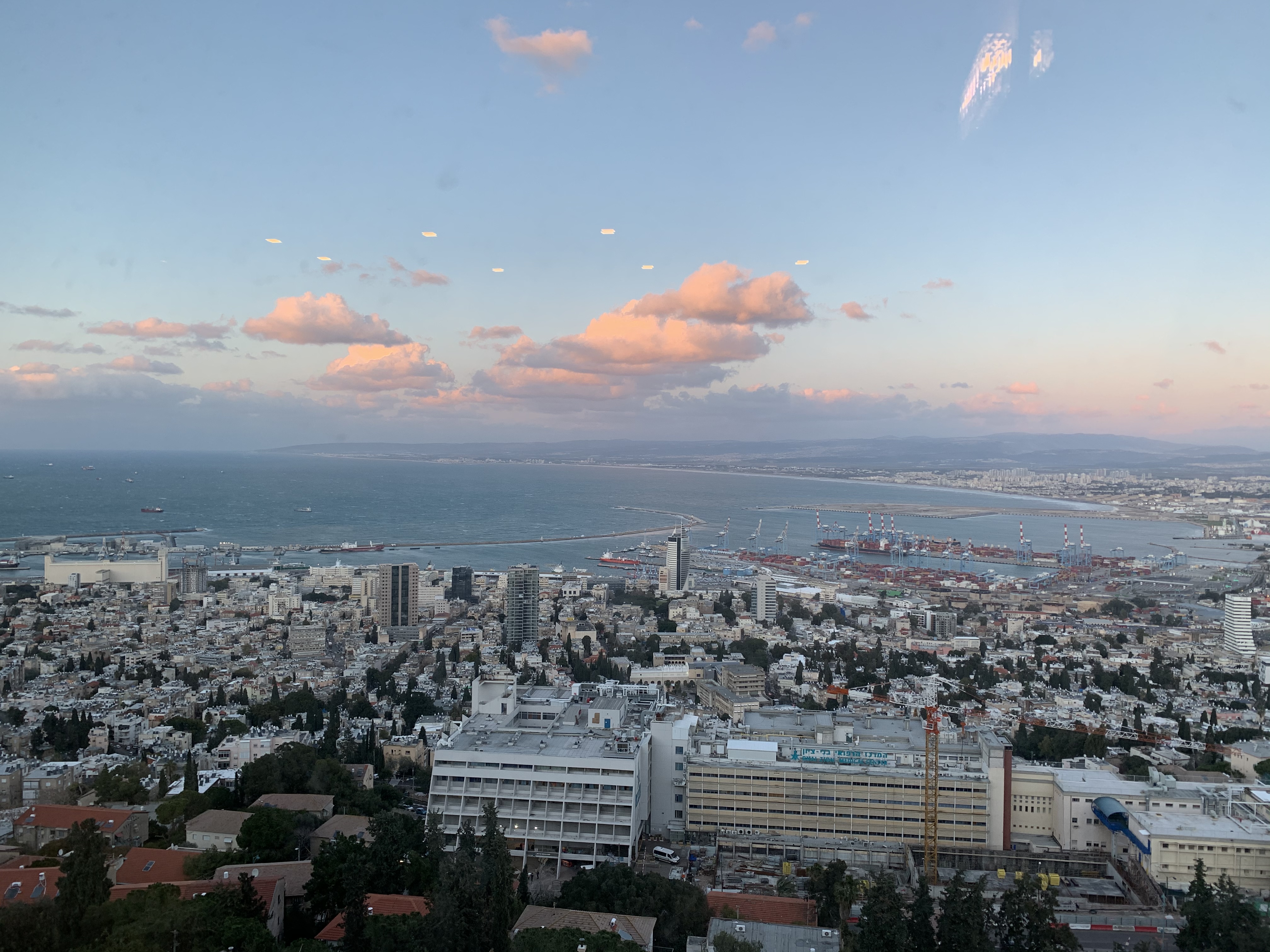 Crowne Plaza Haifa ʹڼ