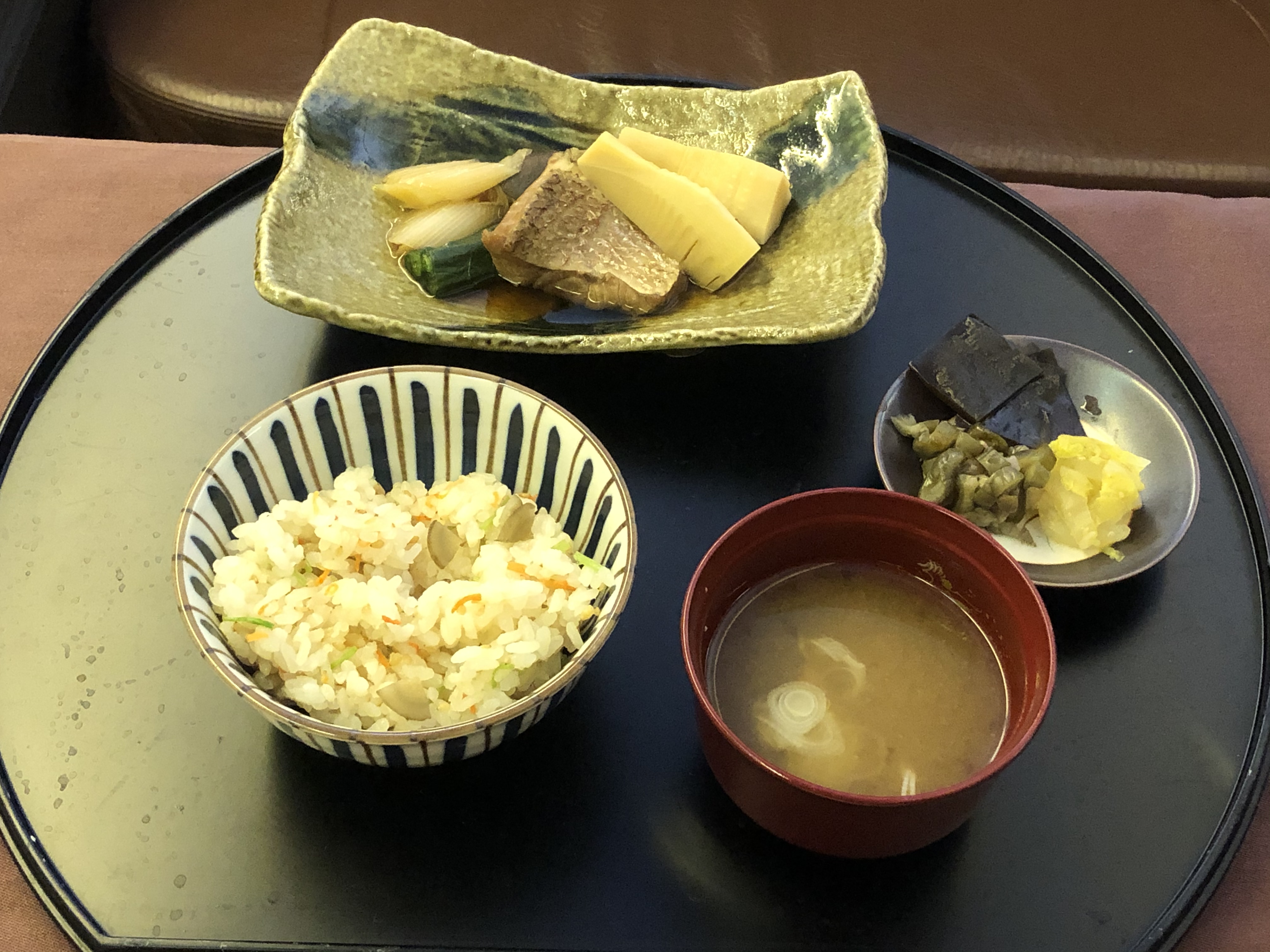 JL043HND to LHR ͷȲ