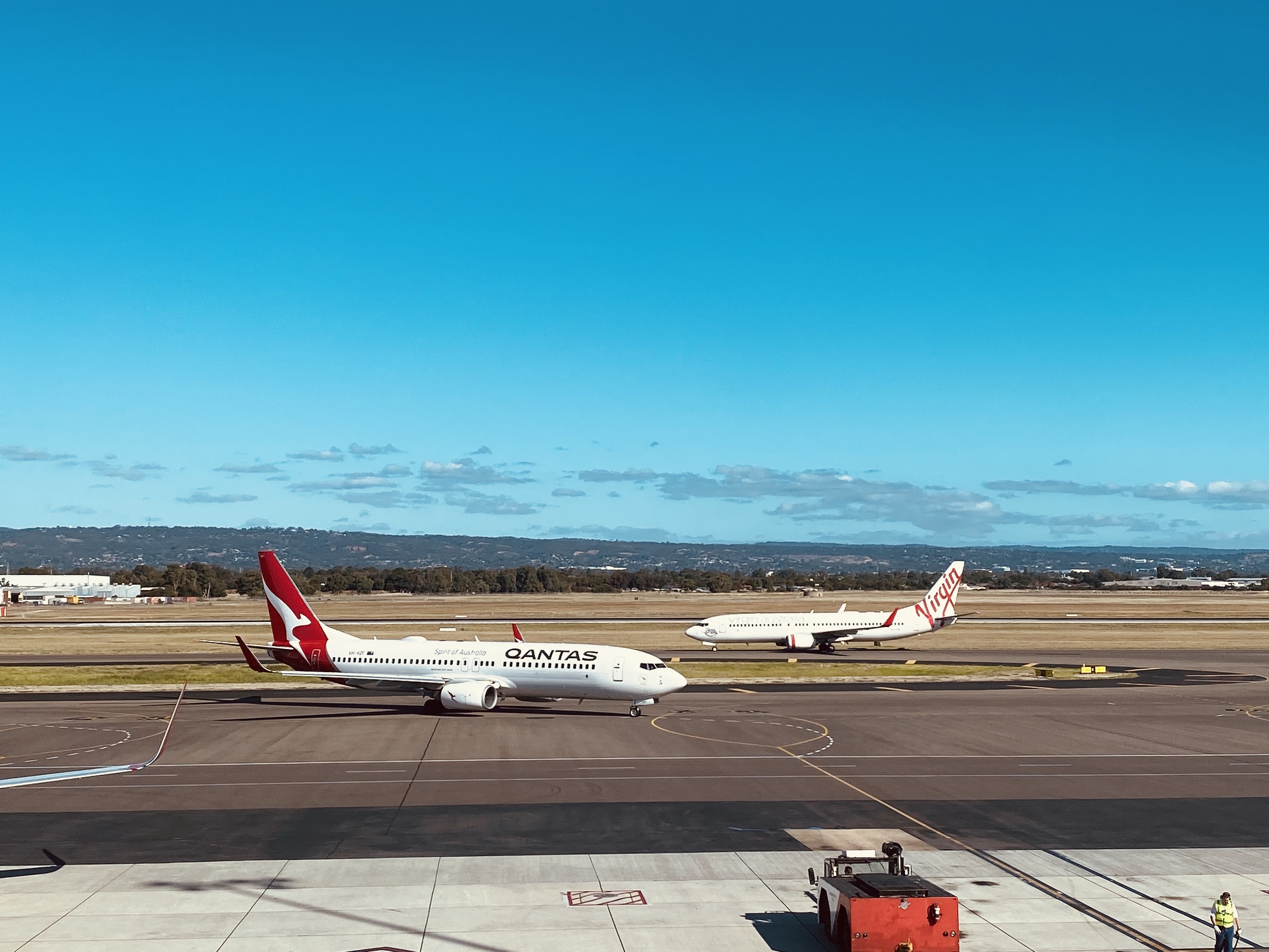 󺽹 QF759 SYD-ADL