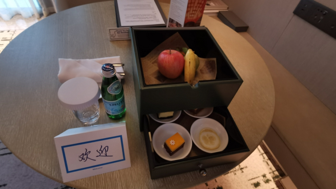 ڼ䣬ûʲôˣܱ߸о졭