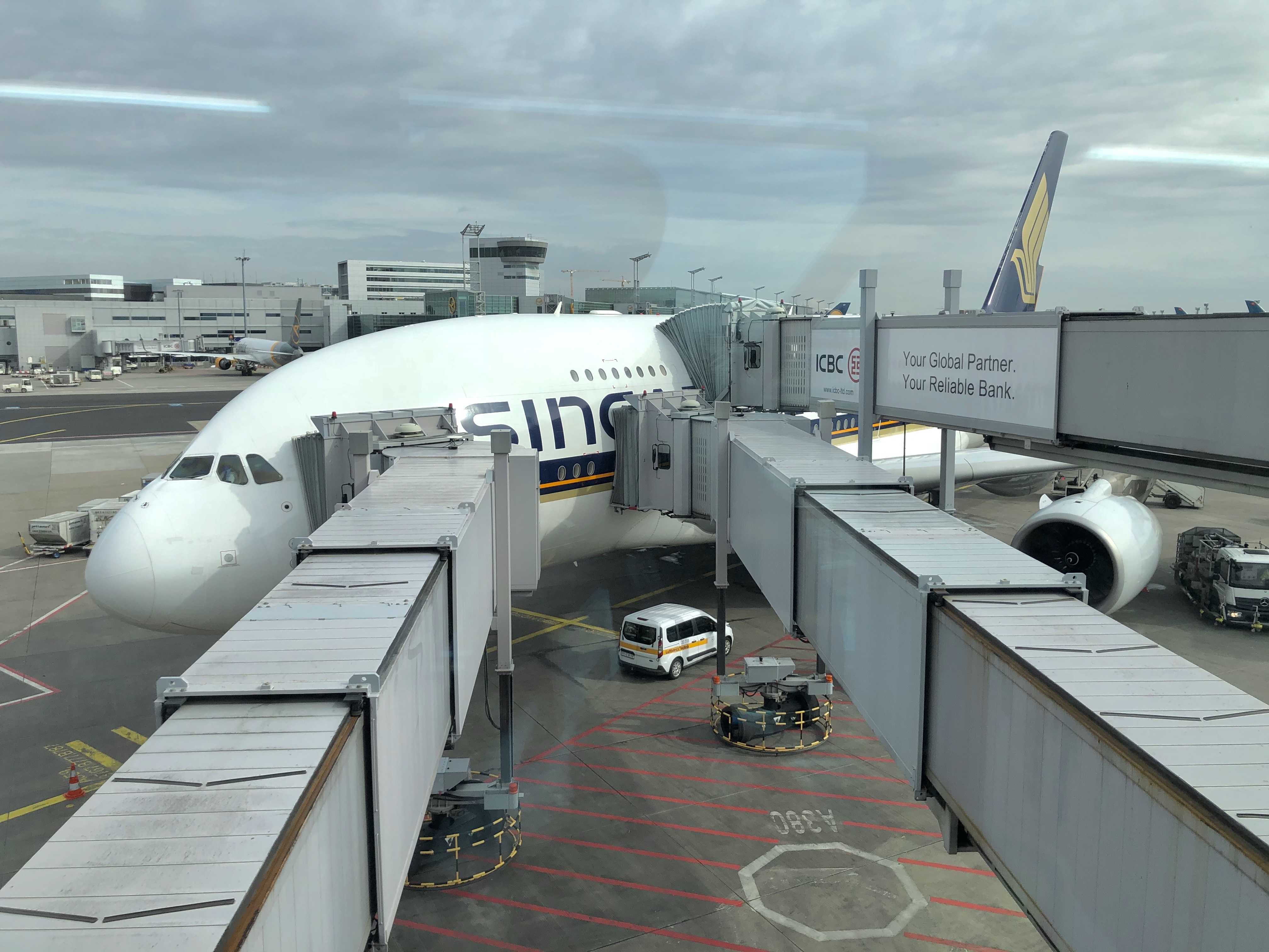 SQ25 JFK🇺🇸-FRA🇩🇪-SIN🇸🇬 380ϲbiz