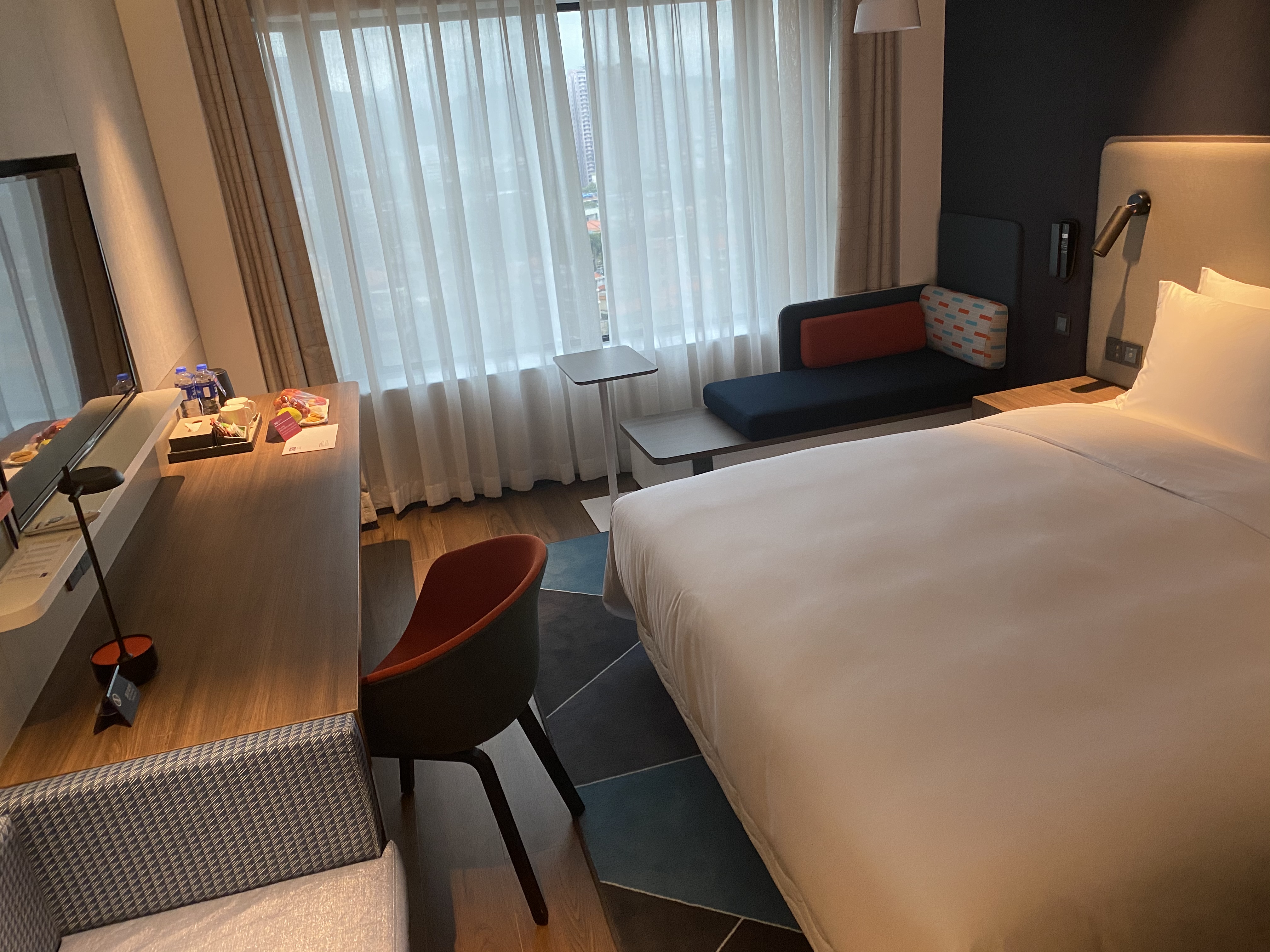 -ڶѡվƵ Holiday inn Express shenzhen Dongmen