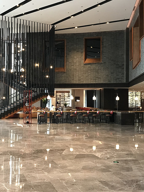 西安万丽，满意，但酒店不给开具增值税专用发票，说疫情期间，免票，不给开