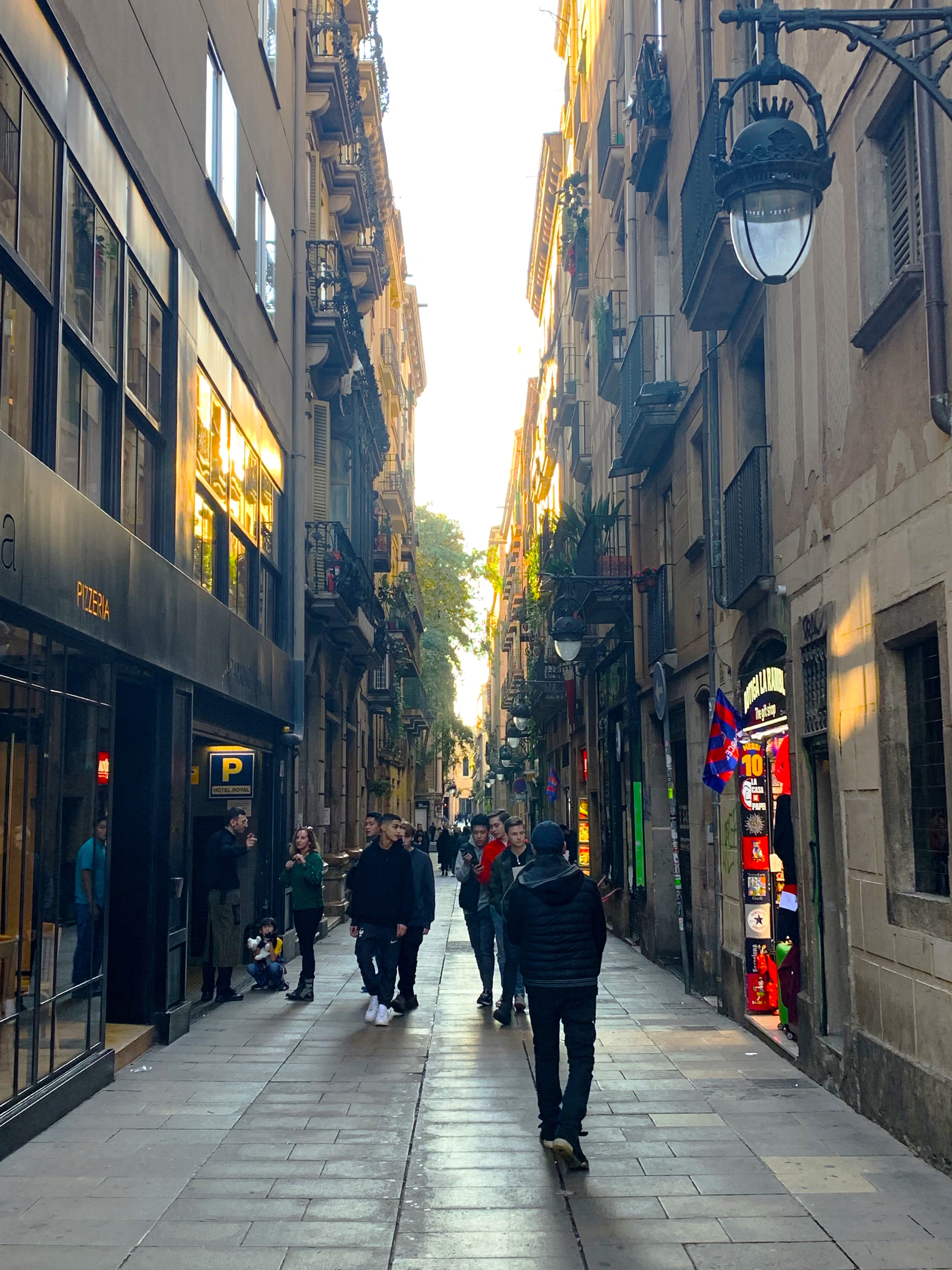 2019}QηBarcelonaǾFour Points