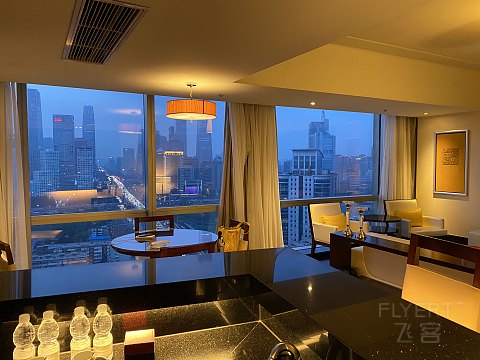 北京富力万丽半价行政套体验——震撼国贸景！