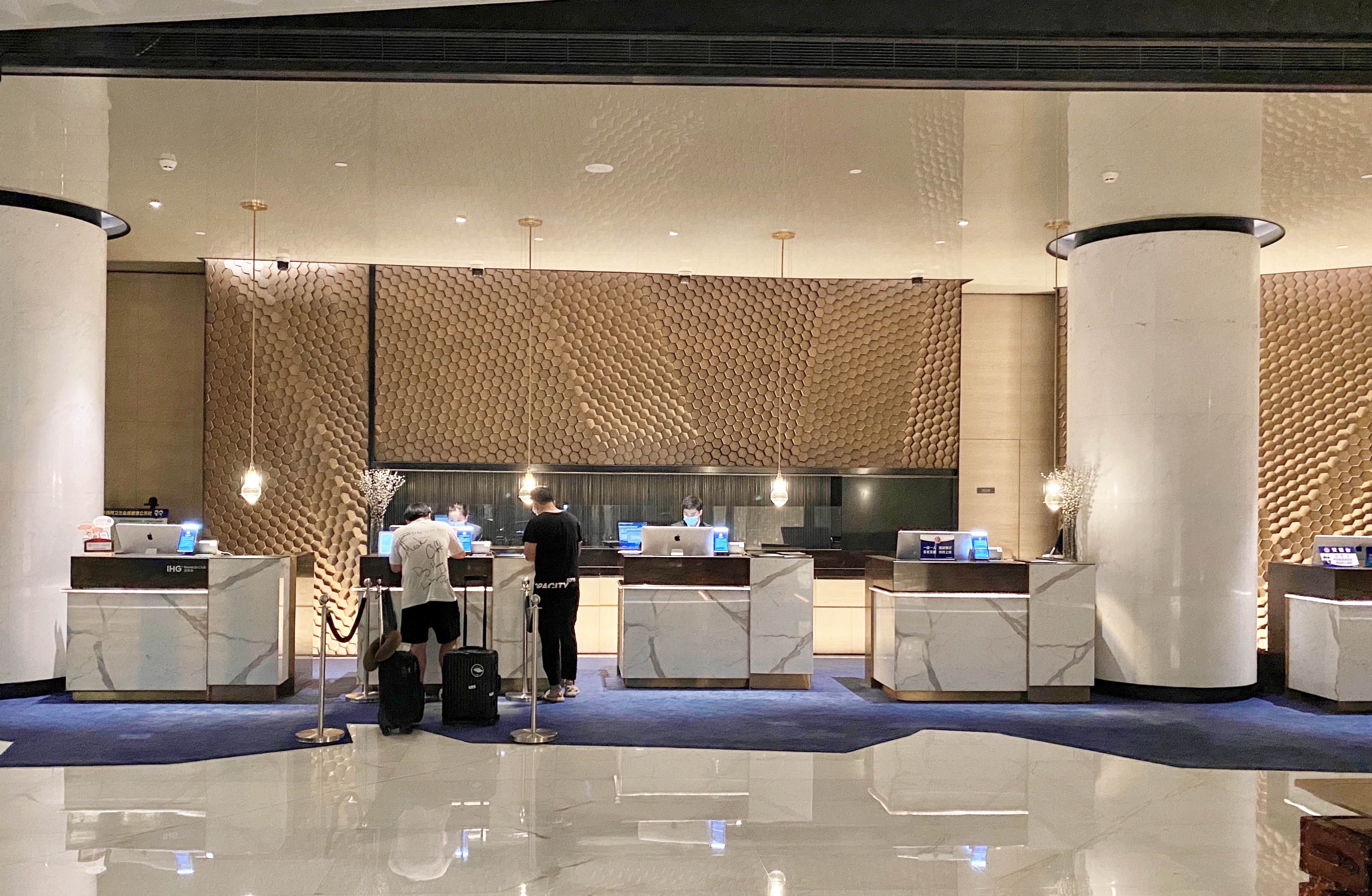ǳر  ͨӯ޼ ; | Intercontinental Sanlitun