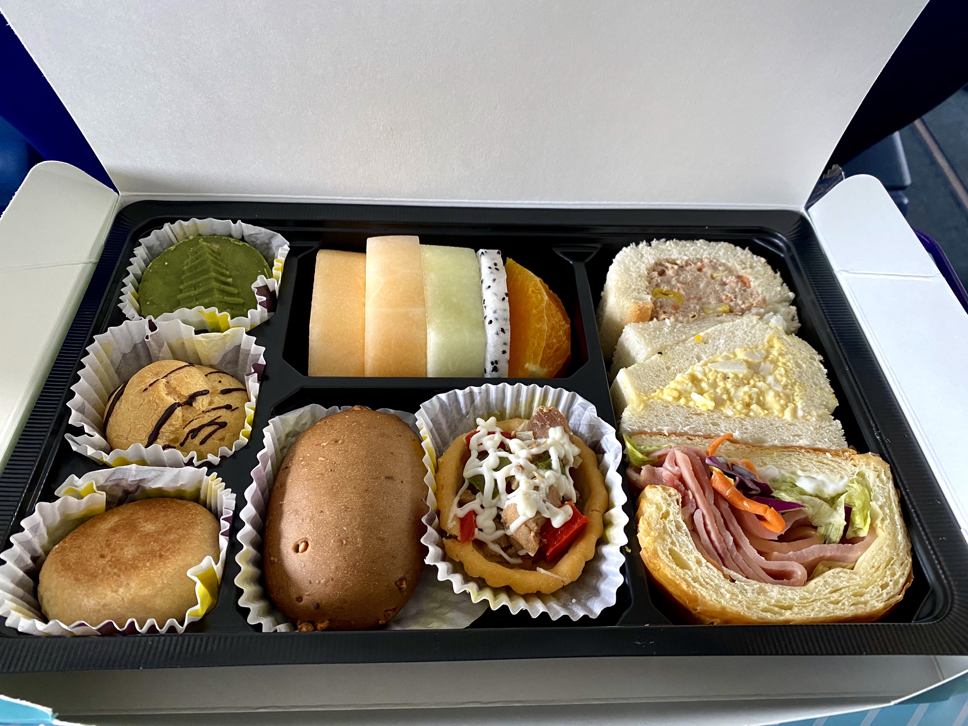 东方航空飞机餐小食图片