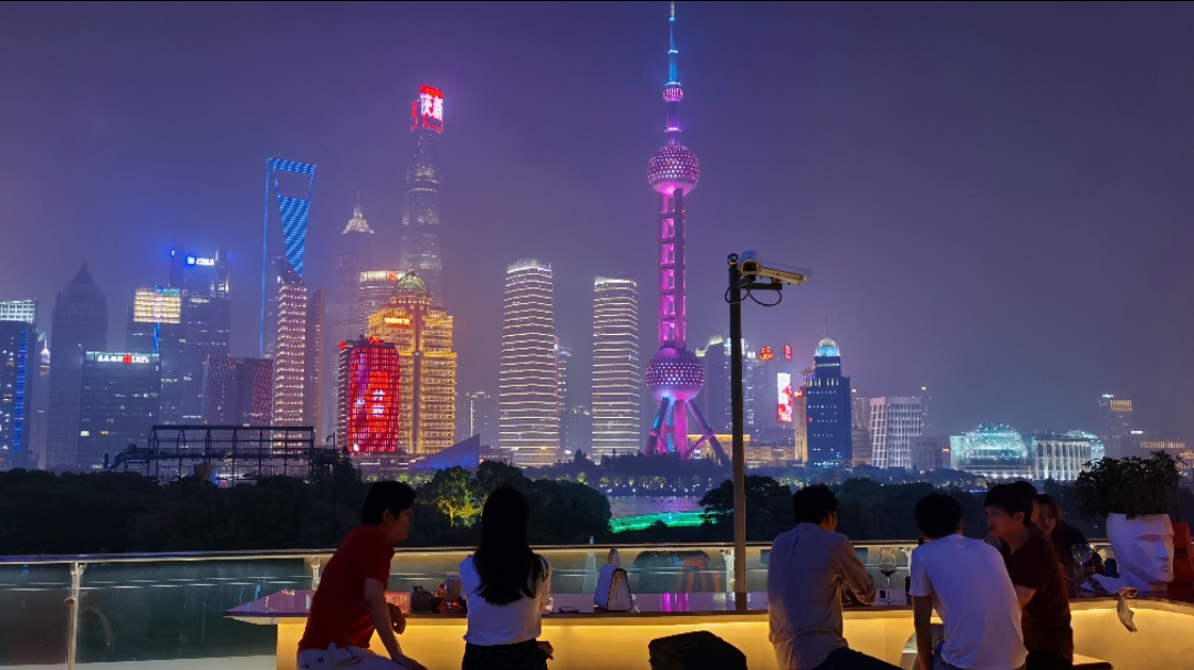闪闪惹人爱。上海W