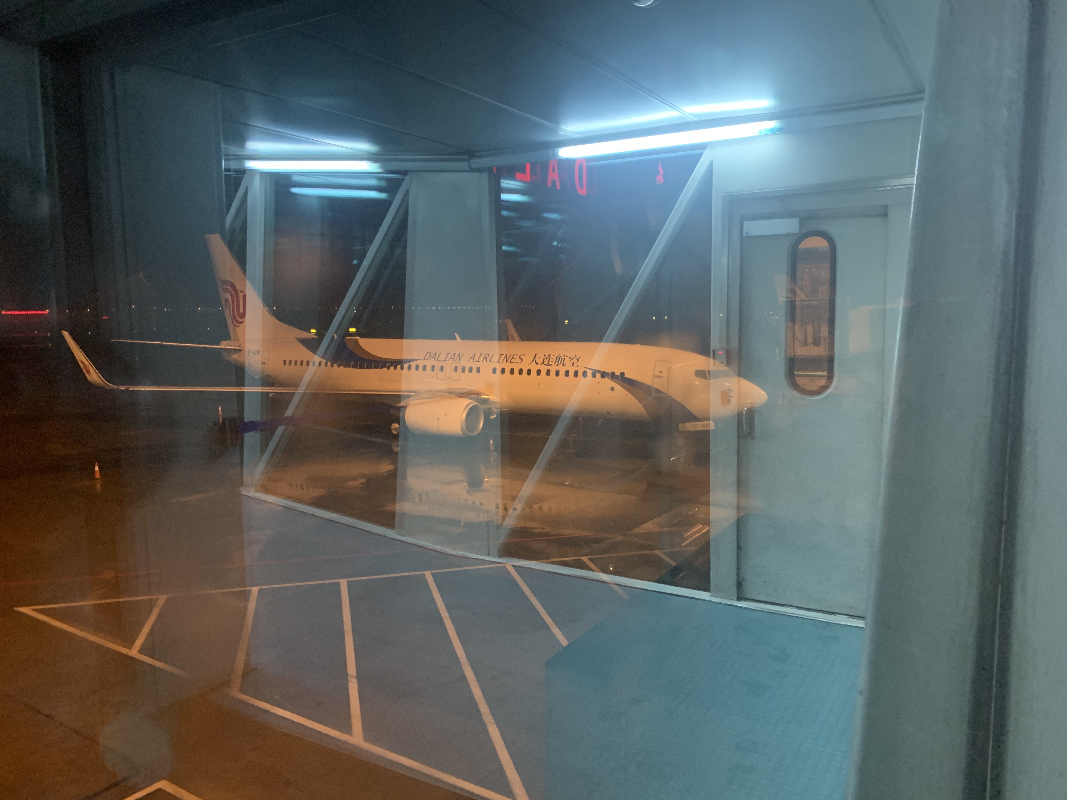 HU7818˫شݲеĺˮƽǱȶߺոߵ