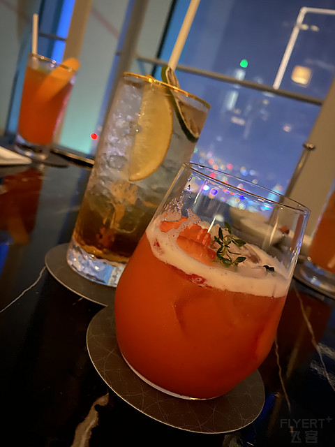 云端上的奢华体验-南宁龙光那莲豪华精选酒店