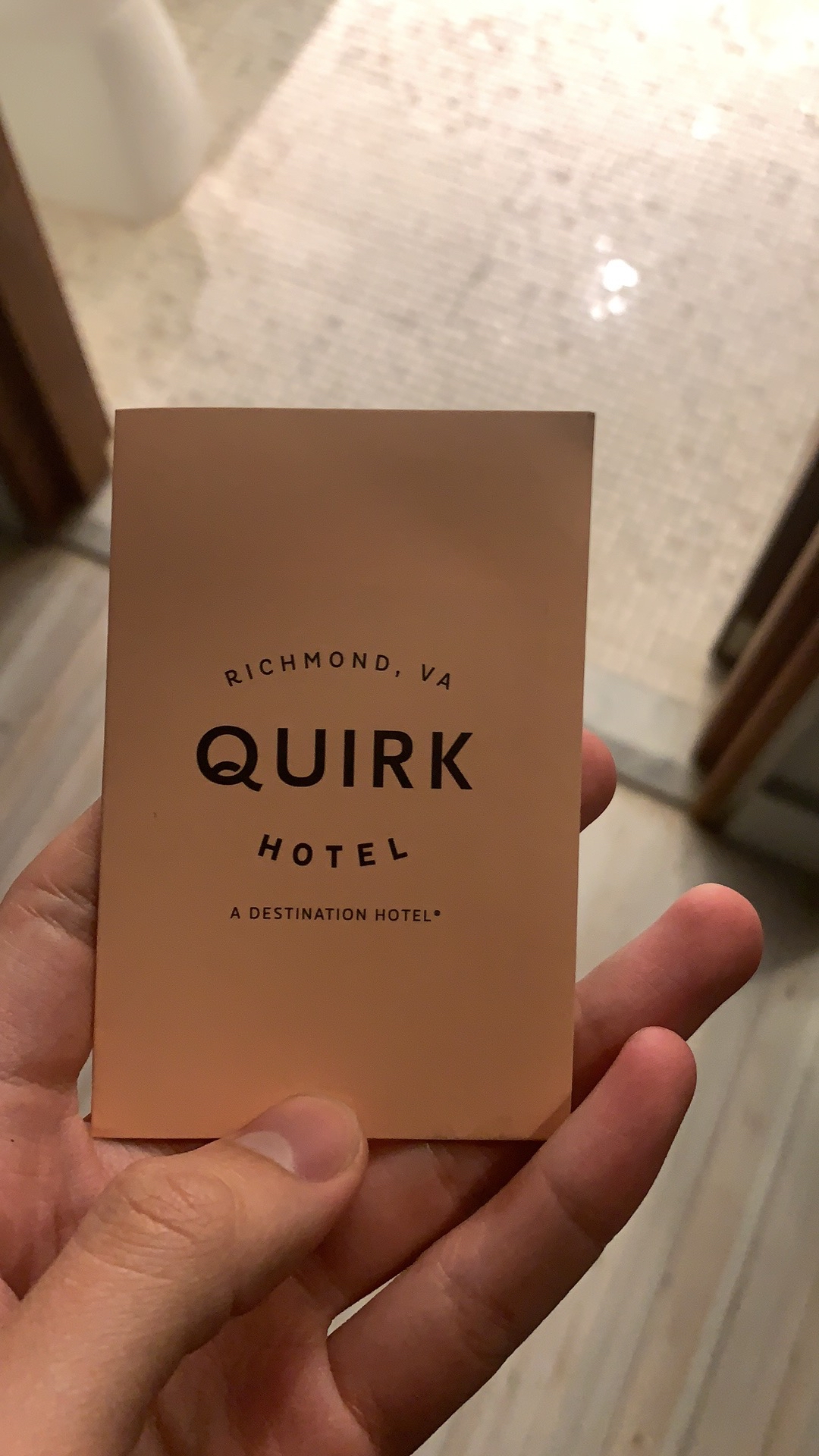 顿ʿ Quirk Hotelס飡˳ɿƷٻĻ