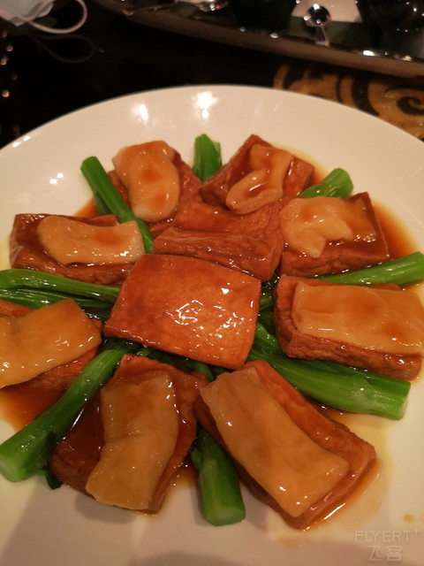 看“白塔出珠江，苍茫云海间”！记广州四季
