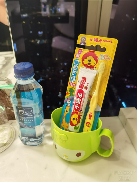 看“白塔出珠江，苍茫云海间”！记广州四季