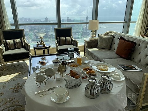 #与美好重逢#奢华标杆，属于珠海瑞吉的24小时| St.Regis.瑞吉套房