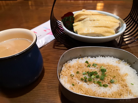 至悦一天四顿的绍兴世茂皇冠假日