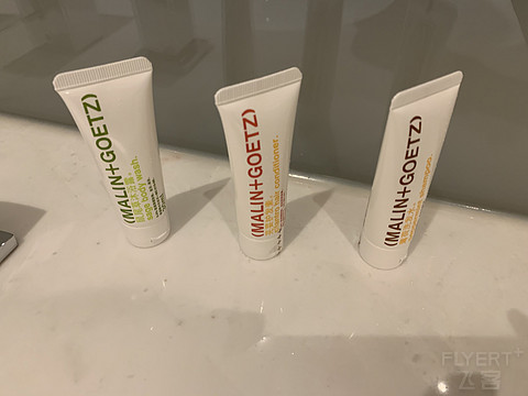 上海世茂皇家艾美—新装修的中国风客房