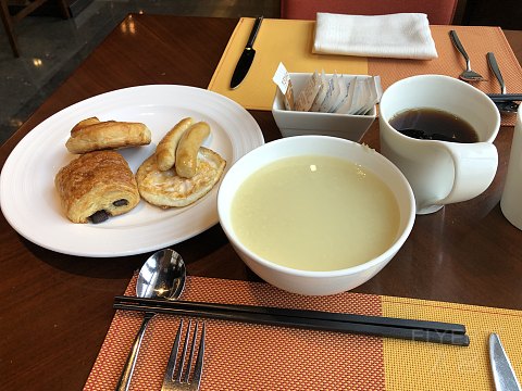 北京朝阳悠唐CP给自己的定位可能是HIX