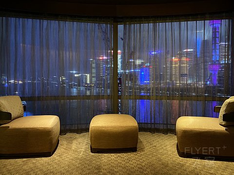 时隐时现的三件套—外滩茂悦外滩套房报告
